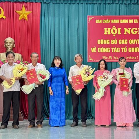 Ban Chấp hành Đảng bộ xã Phù Mỹ Tây tổ chức Hội nghị công bố các quyết định về công tác tổ chức – cán bộ